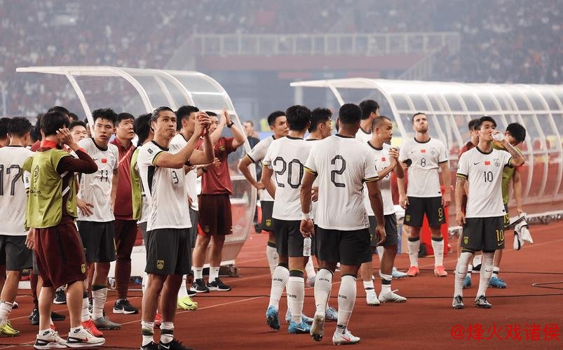 国足出局后迎喜讯：20岁比利时后卫赴华试训