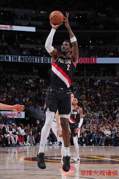 艾顿22+15助开拓者击败热火 尼克斯让篮网吞下4连败 艾顿22+15助开拓者击败热火 尼克斯让篮网吞下4连败